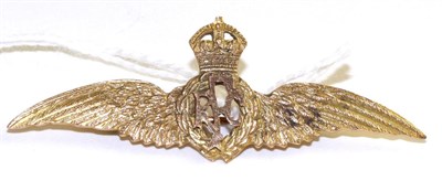 Lot 41 - A Royal Flying Corps sweetheart brooch, measures 5.8cm by 2.2cm