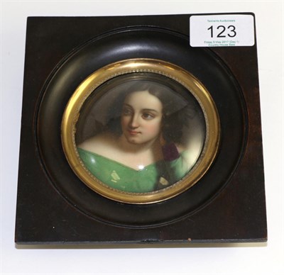 Lot 123 - Austrian porcelain circular plaque, late 19th century, painted with a bust portrait of lady,...