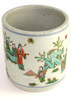 Lot 202 - A Chinese porcelain brush pot, Kangxi style, painted in famille verte enamels with figures and...
