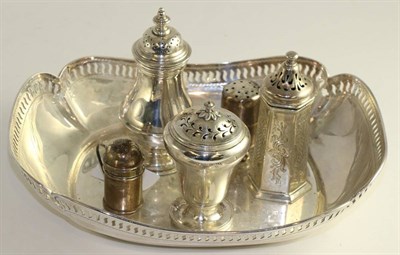 Lot 253 - A silver lobed dish with pierced rim, Sheffield, 1909, and five late 19th / early 20th century...