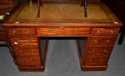 Lot 1268 - {} A Victorian mahogany double pedestal desk with green leather top 122cm wide