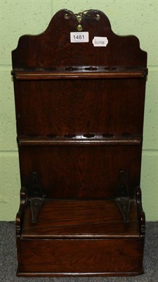 Lot 1481 - An 18th century oak spoon rack, 60cm high