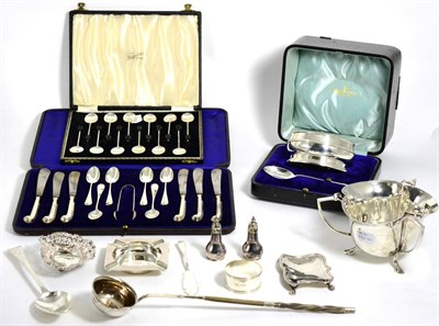 Lot 797 - A Quantity of Assorted Silver, to include: a Christening bowl and spoon, cased, Sheffield 1923;...