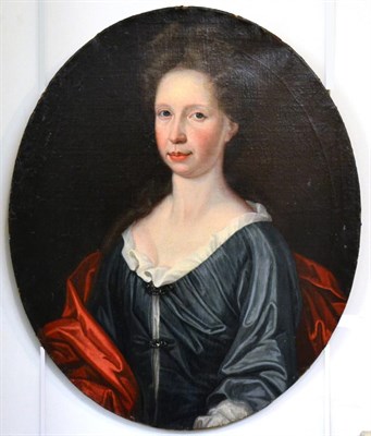 Lot 901 - Follower of Sir Godfrey Kneller (1646-1723) Head and shoulders portrait of an elegant lady...