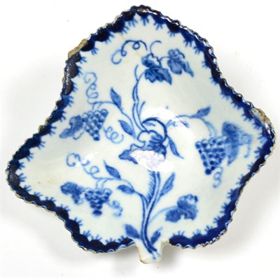 Lot 12 - A Lowestoft Porcelain Leaf Shape Pickle Dish, circa 1775, painted in underglaze blue with...