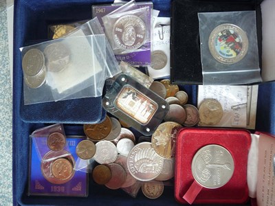 Lot 33 - Miscellaneous Items, including: modern CuNi crowns, UK and Foreign medalets, 1oz silver ingot,...