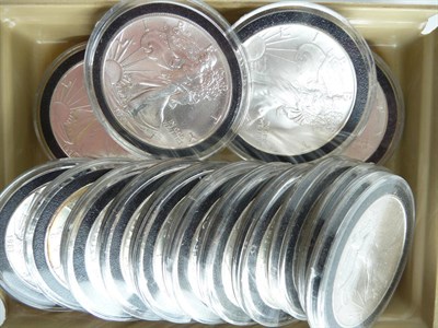 Lot 110 - USA 15 x 1oz Silver Eagle Dollars: 1986 to 2000 inclusive, in capsules, all BU