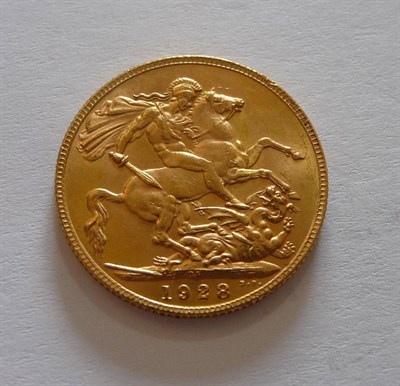 Lot 319 - Sovereign 1928SA GVF