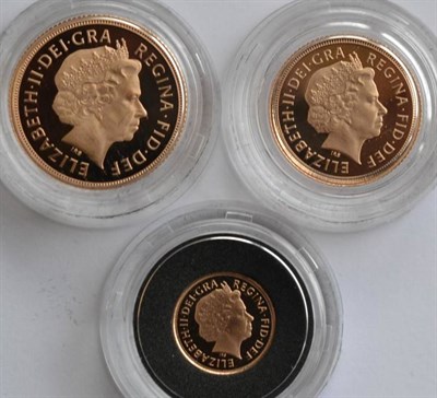 Lot 382 - 3-Coin Gold Proof Set 2011 comprising:  sovereign, half sovereign & quarter sovereign, with...