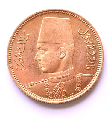 Lot 12 - Egypt Gold 100 piastres AH1357 (1938), 8.5g, .875 gold; obv. bust of King Farouk, dig above lip...