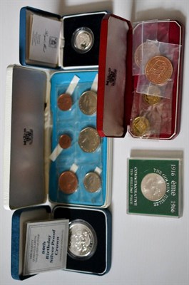 Lot 148 - Miscellaneous Lot comprising: silver proof crown 1990 '90th Birthday' & silver proof £1...