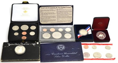 Lot 135 - Miscellaneous Lot comprising: USA cased proof set 1971s, 6 coins 1 cent to 1 dollar FDC;...