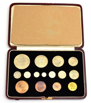 Lot 172 - Proof Set 1937, 15 coins crown to Maundy 1d, bronze toning & lighter toning on silver, in red...