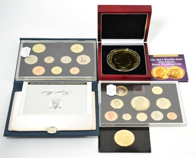 Lot 35 - 2 x RM Proof Sets: 1989 & 1997 (in Sandhill case with no outer casing), together with a gold-plated