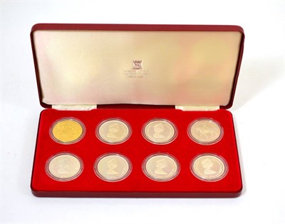 Lot 230 - A Set of 7 x Sterling Silver Proof Commemorative Crowns, issued for the Queen's Silver Jubilee 1977