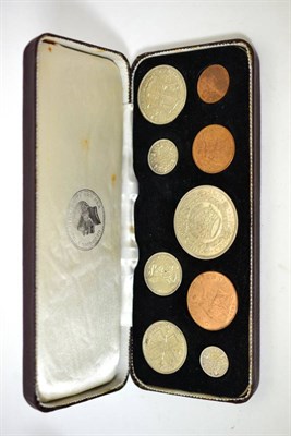 Lot 235 - George V, 'Specimen Coin Set 1928' 9 coins comprising: farthing, halfpenny, penny, threepence,...