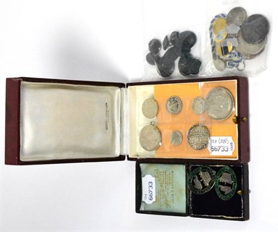 Lot 11 - Miscellaneous Lot comprising: 12 x foreign silver coins including Russia: rouble 1912, 'E. B.'...