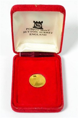 Lot 43 - Isle of Man Gold Crown 1980 'Queen Mother's 80th Birthday,'  5.03g, 9ct gold, cased BU