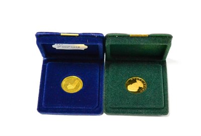 Lot 265 - ~Israel, Gold Medalet issued following the Six-Day War 1967, obv. uniformed bust of Moshe...