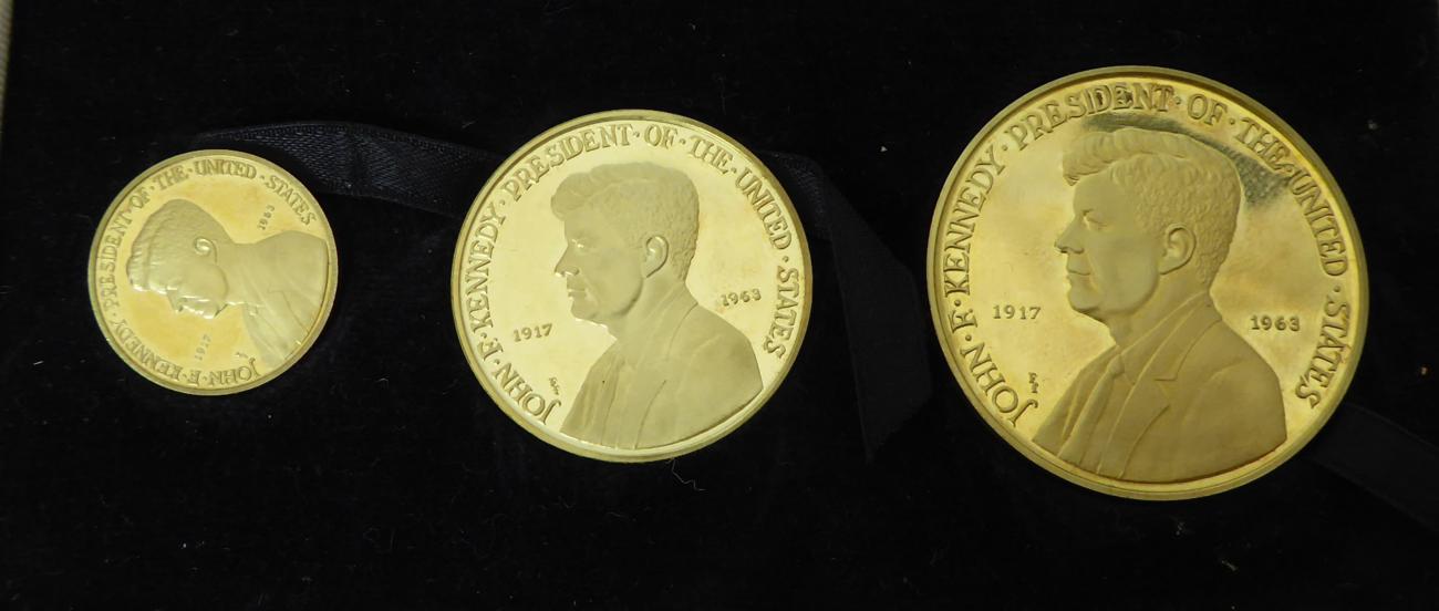 Lot 296 USA a Set of Three Commemorative Gold