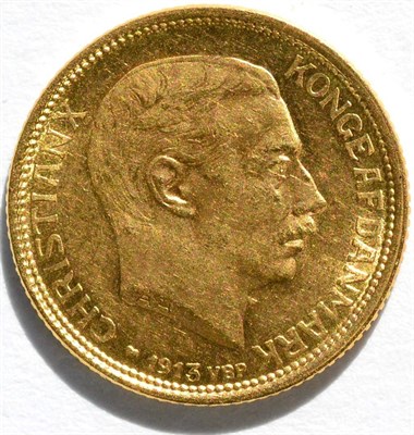 Lot 99 - Denmark, Gold 10 Kroner 1913, obv. bust of Christian X, rev. crowned & draped arms, 4.47g, .900...