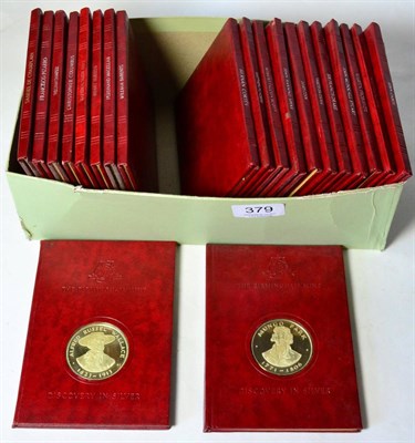 Lot 379 - Discovery in Silver' a set of 21 (of 24) sterling silver proof commemorative medals issued by...