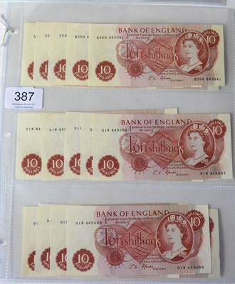 Lot 387 - Bank of England 24 x 10 Shilling Notes comprising: Hollom 35H, a consecutively numbered run of...