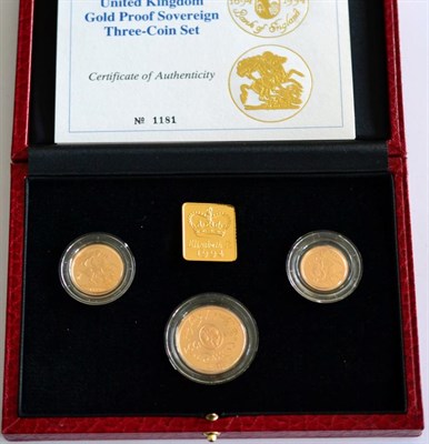 Lot 52 - 3-Coin Gold Proof Collection 1994 comprising £2 'Tercentenary of the Bank of England,' sovereign