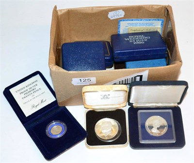 Lot 125 - 11 x Miscellaneous Silver Proof Coins, mostly crown-size & comprising: UK 1977(x2) 'Silver...