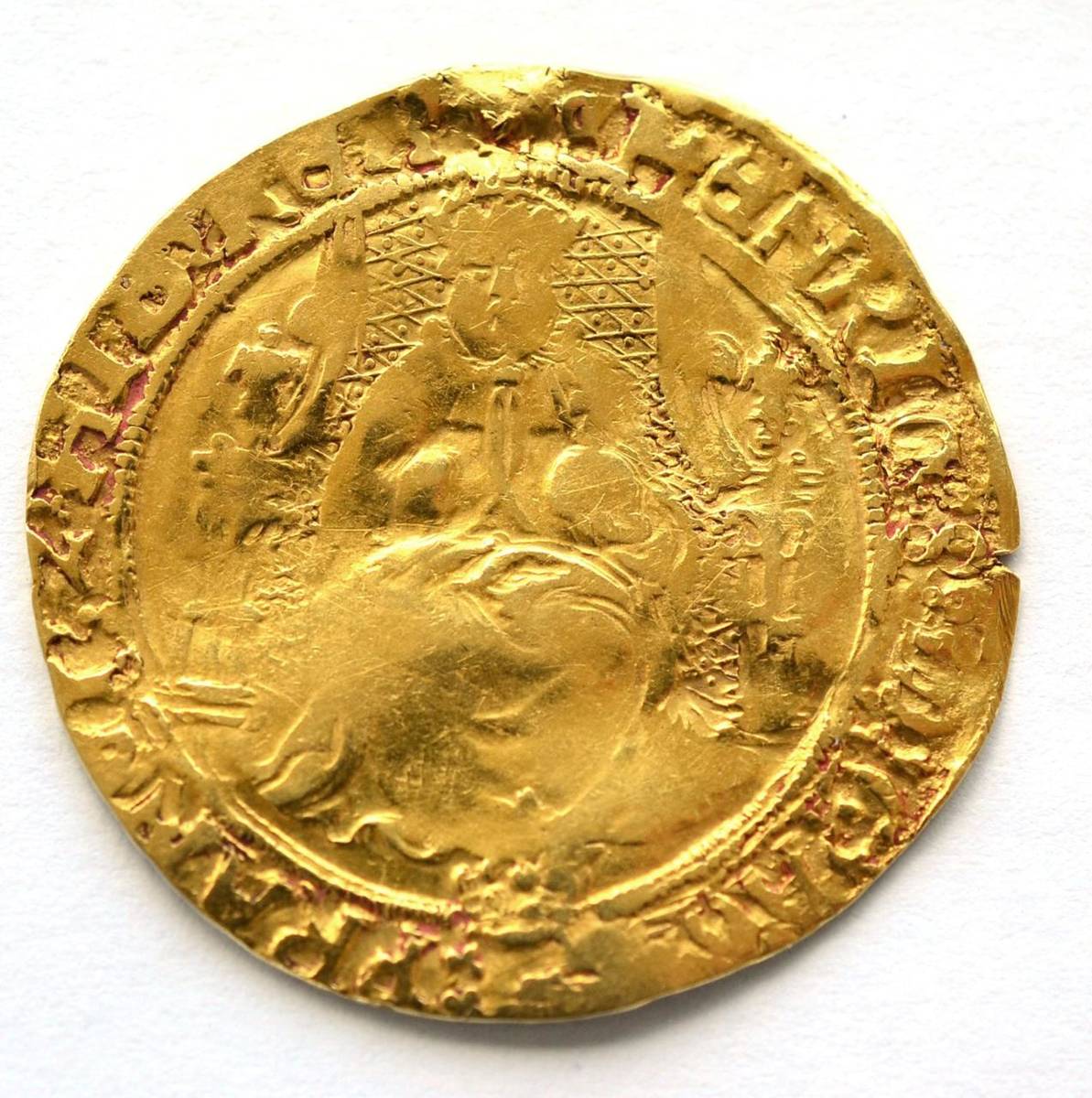 Lot 3 - Henry VIII Gold Half Sovereign, third coinage (1544-47), Southwark Mint MM S, obv. HENRIC 8 DI...