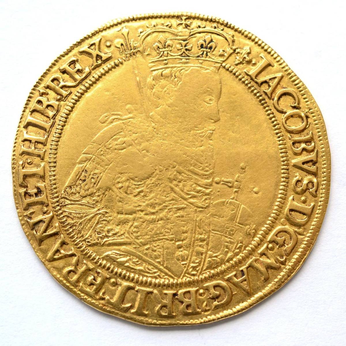 Lot 5 - James I Gold Unite, second coinage (1604-19) MM lis, obv. IACOBVS D G MAG BRIT FRAN ET HIB REX...
