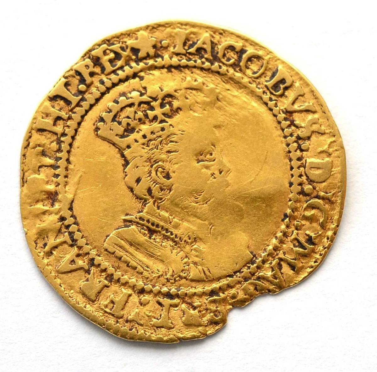 Lot 7 - James I Gold ('Britain') Crown, second coinage (1604-19) MM obv mullet, rev. pierced...