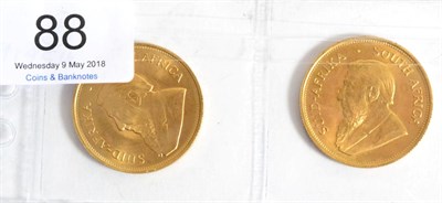 Lot 88 - South Africa, 2 x Krugerrands 1974, each 1oz fine gold, BU