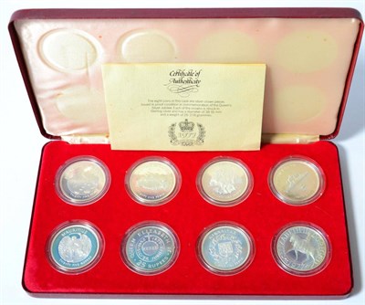 Lot 200 - A Set of 8 x Silver Proof Crowns commemorating the Queen's Silver Jubilee 1977 & comprising:...