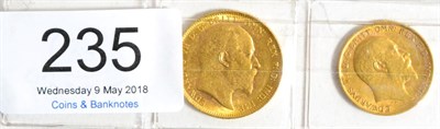 Lot 235 - Edward VII, Sovereign 1904M hairlines & trivial contact marks o/wise lustrous GVF & half...