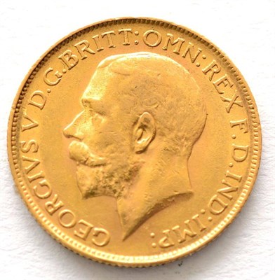 Lot 39 - George V Sovereign 1927SA VF