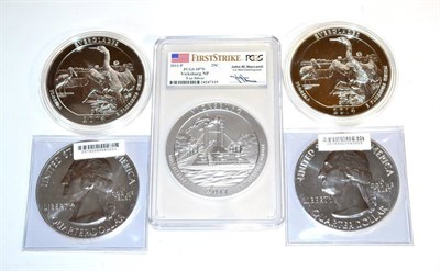 Lot 47 - USA, 5 x Quarter Dollars in the Series 'America the Beautiful,' each 5oz .999 silver &...