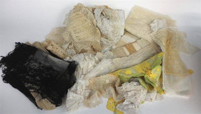 Lot 1046 - Assorted English and Continental Lace, including collars, edgings, cuffs, lappets, tape lace...