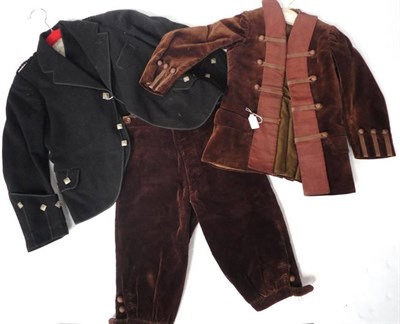 Lot 1055 - Early 20th Century Child's Brown Velvet Two Piece Suit, fully lined jacket labelled 'The Grand...
