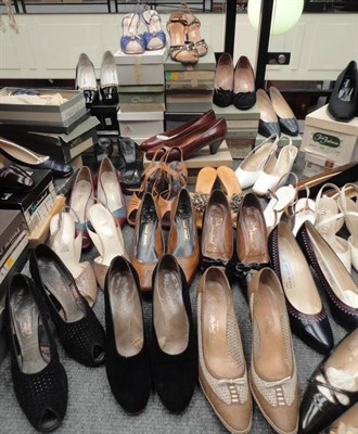 Lot 1060 - Quantity of Assorted Ladies Evening, Court and Wedge Shoes (mainly size 41) (five boxes)