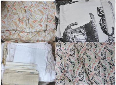 Lot 2022 - Assorted White Linen and Textiles, table linen, bed linen, embroidered linen; lengths of modern...
