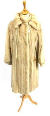 Lot 102 - Long Palomino Mink Fur Coat