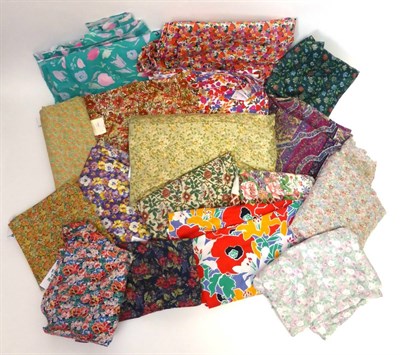 Lot 2106 - Assorted lengths of Liberty Tana Lawn, cotton and other dress fabrics, mainly floral patterns,...