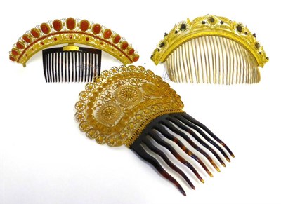 Lot 2030 - 19th Century Gilt Metal Mounted Hair Comb with flower head and leaf filigree decoration, 17cm...