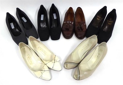 Lot 2251 - Assorted Modern Shoes by Bruno Magli, including a pair light grey tweed style court shoes, and...