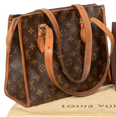 Lot 2226 - Louis Vuitton Monogram Shoulder Bag, with tan trims, detachable long strap and gilt metal 'LV'...