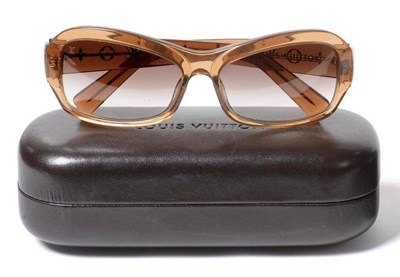 Lot 2175 - Louis Vuitton 'Obesssion GM' Light Brown Glittery Sunglasses, with gilt metal monogram pattern upon