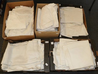 Lot 2010 - Assorted White Linen and Cotton Table Cloths, napkins, bed linen and other similar items, including