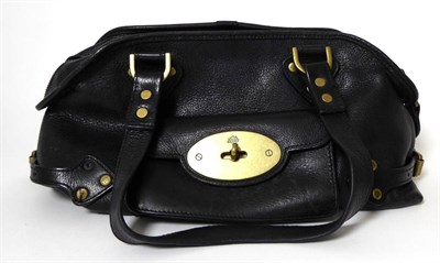 Lot 2261 - Mulberry Black Darwin Leather Knightsbridge Shoulder Bag, with brass fittings (one stud...