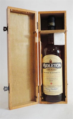 Lot 250 - Midleton Very Rare 1997, distilled by John Jameson & Son, 40% volume, 700ml, in original...